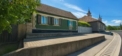 CASA RUSTICA CU TEREN 1800 MP, CART. SARATA, JUD BN - foto 2