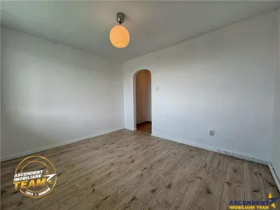 FILM &Tur 3D! Apartament cu 2 camere, decomandat, Simeria, Sfantu Gheorghe - foto 6
