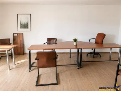 Spatiu vitrinat: Showroom + panouri publicitare + pergola + birou, Grivitei Brasov - foto 3