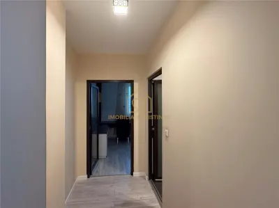 Apartament cu 3 camere si parcare subterana zona Catedralei - foto 2