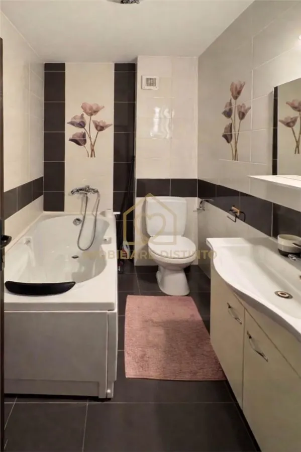 Apartament cu 3 camere si parcare subterana zona Catedralei - foto 3