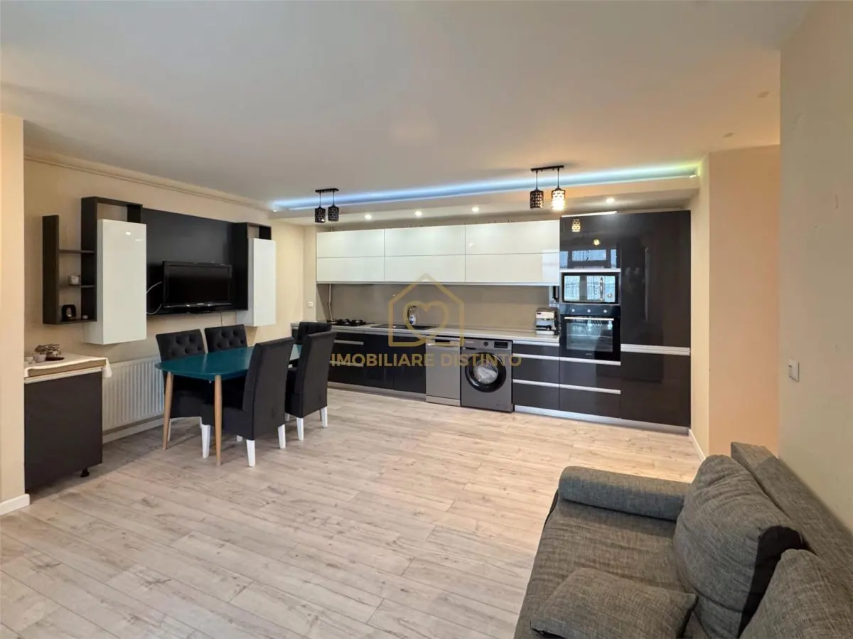 Apartament cu 3 camere si parcare subterana zona Catedralei - foto 9