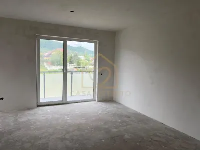 Apartament cu 3 camere in Livada semifinisat - foto 3
