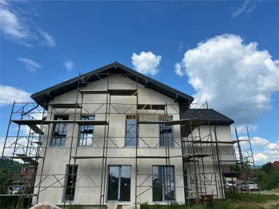 OPORTUNITATE! Casa cu 11 camere si 12 ari de teren - Tautii-Magheraus