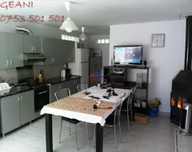 Casa in Onesti/VANDUTA 0742 801 123, com. Bogdanesti - foto 6