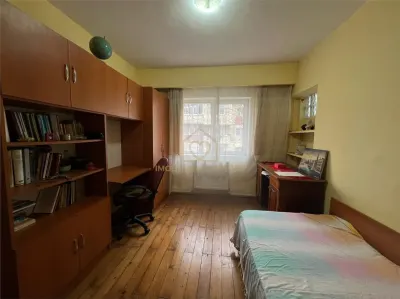 Apartament cu 4 camere zona Moldovei - foto 5