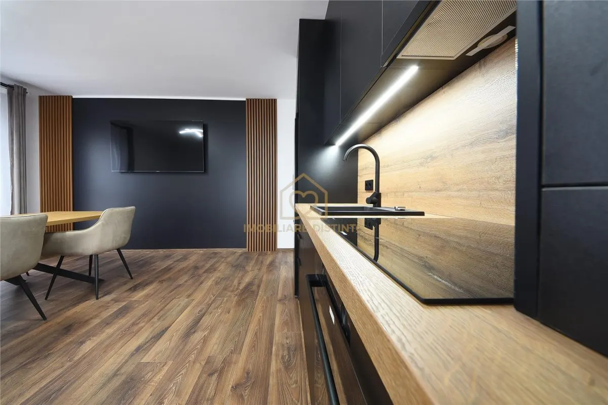 Apartament cu 3 camere de Inchiriat - foto 1