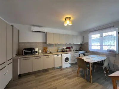 Casa cu doua dormitoare in Tautii magheraus zona centrala - foto 9