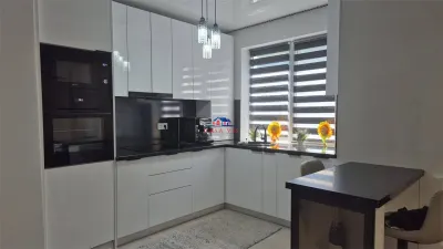 Apartament 3 camere in Onesti langa primaria Onesti, totul nou - Onesti