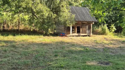 Teren in com Buciumi, la 10 min de Onesti , pentru doua case, 9900 euro - Buciumi