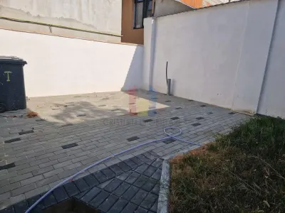 Casa RENOVATA INTEGRAL  Centru, CARAMIDA - foto 4