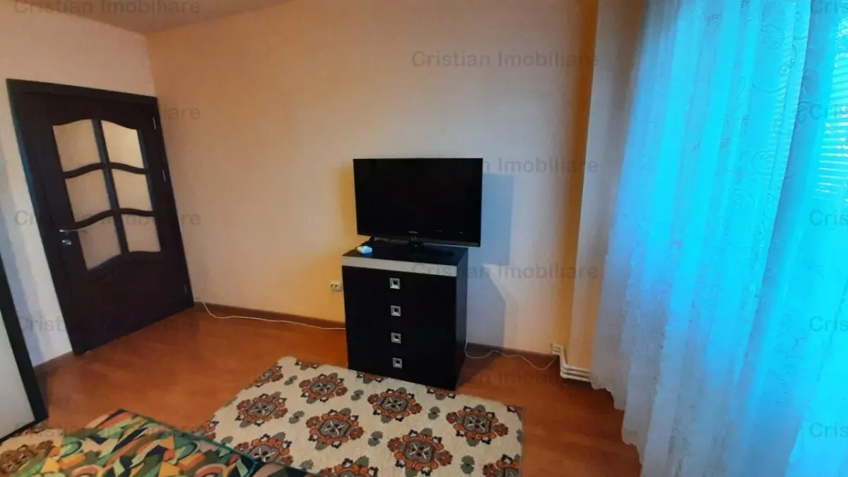 Ultracentral 2 cam Mobilat si Utilat Bloc cu lift Independentei - foto 6