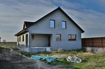 Constructie 2019 P+M, din BCA, teren 2000 mp, zona Vadeni - foto 2