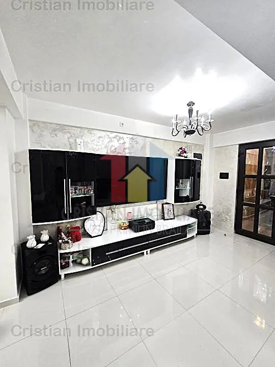 VILA (P+ 1) LUX Chercea 2 Cocosi  FINISAJE  240mp construiti - foto 18