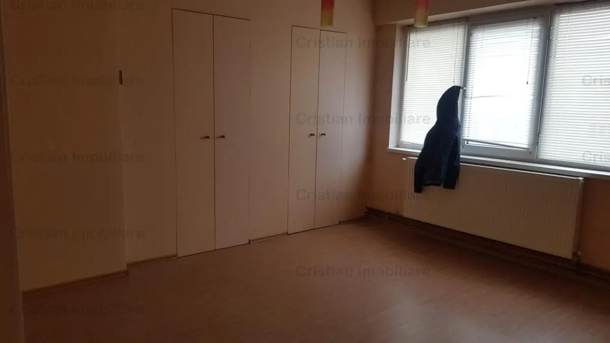 3 camere, Confort 1 Decomandat, etaj intermediar in bloc cu lift, Viziru 3 - foto 2