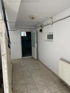 Vanzare sau inchiriere Cladire cadre beton  743 mp Movila Miresii teren 7354 mp Posibilitate rate!! - foto 8
