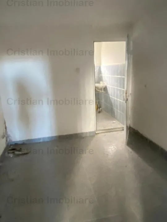 Vanzare sau inchiriere Cladire cadre beton  743 mp Movila Miresii teren 7354 mp Posibilitate rate!! - foto 10