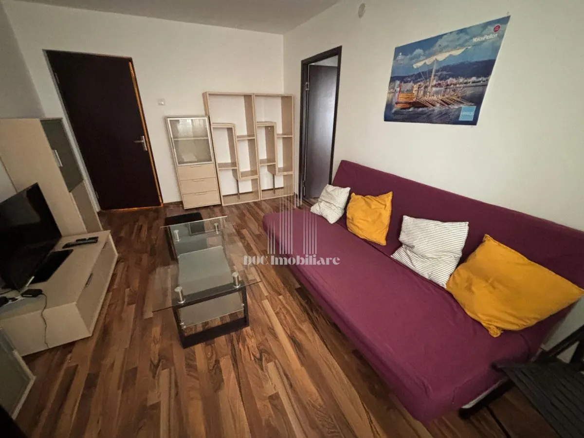 2 camere | Piata Victoriei | Balcon Panoramic | Renovat - foto 2