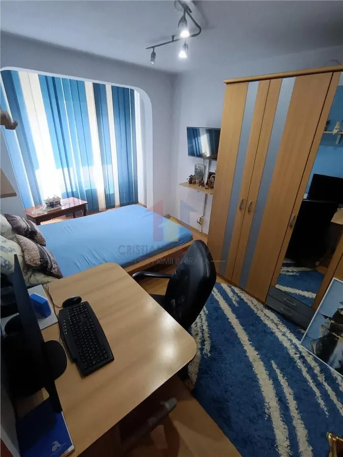 VEZI VIDEO! 3 camere, etaj 2, Decmandat, cu imbunatatiri, Calarasi IV - foto 4