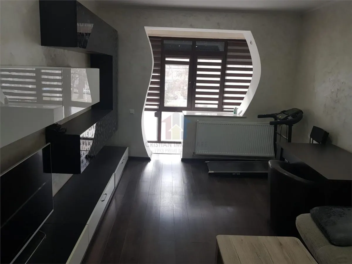 2 camere confort 1 decomandat, Mobilat si Utilat, etaj 1, Independentei - foto 2