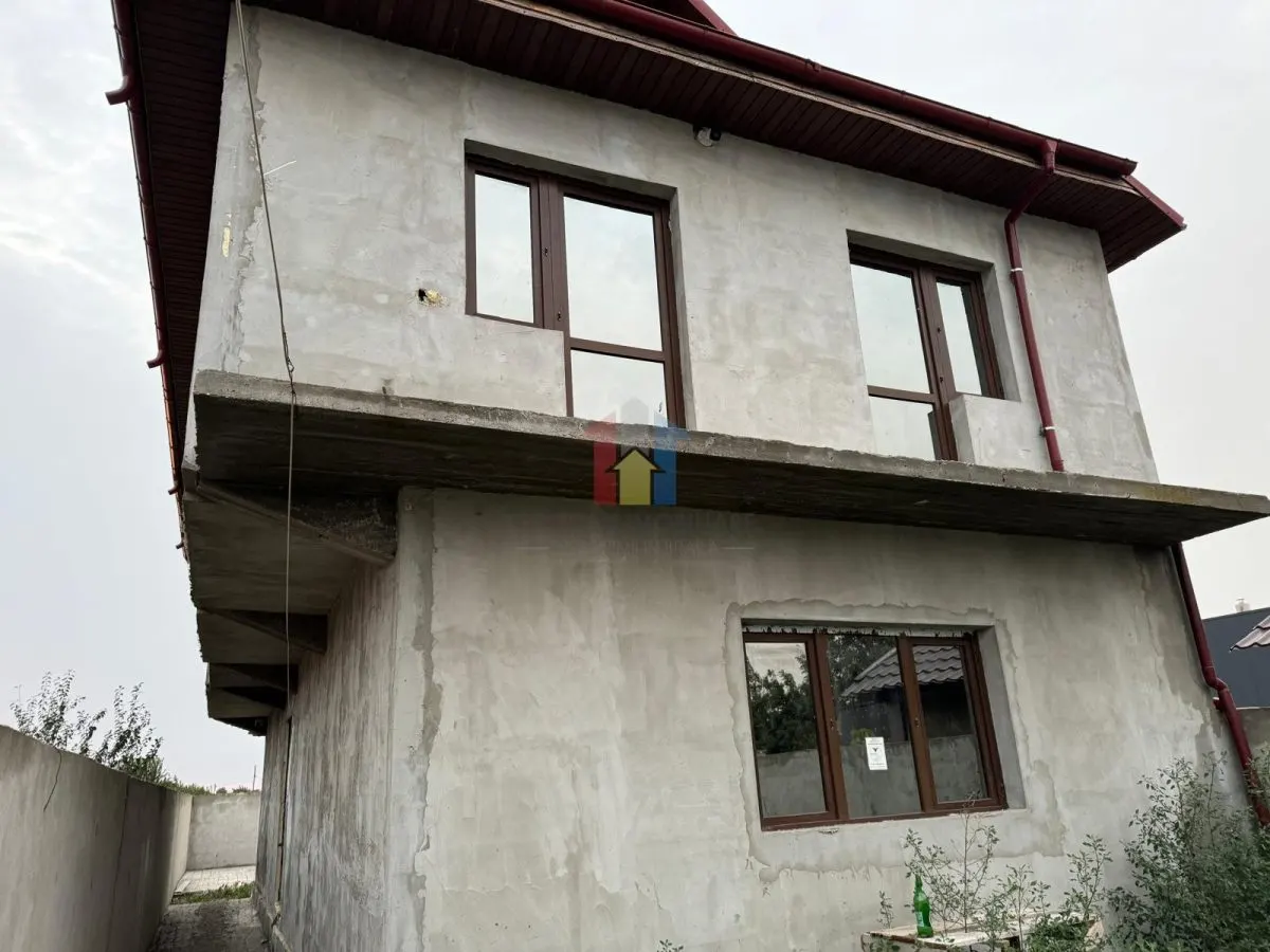 Vila P+1, Constructie  2017, zona Chercea - foto 1