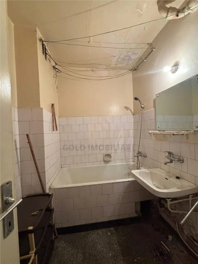 Apartament 2 camere de vanzare - foto 5