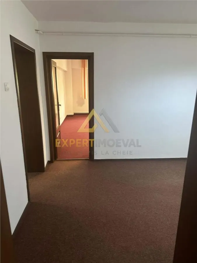 Apartament 3 camere decomandate, zona Center Bucuresti - foto 2