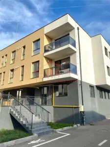 Doua apartamente identice, noi, cu 3 camere, finisate. Strada Somesului, Floresti - foto 7