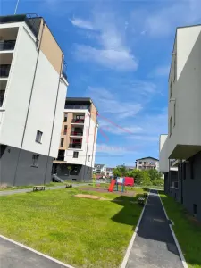 De vanzare apartament tip penthouse,   premium, 2 nivele . Strada Somesului din Floresti - foto 16