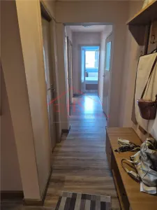 Apartament 4 camere.  Strada Mehedinti cartier Manastur, Cluj-Napoca - foto 4