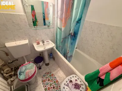 Apartament 1 Camera Decomandat Tatarasi  Bl 1982 - foto 5