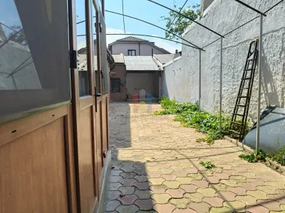 zona Gradinii Publice Casa pretabila pentru 2 familii 150mp utili cu 300mp teren - foto 4