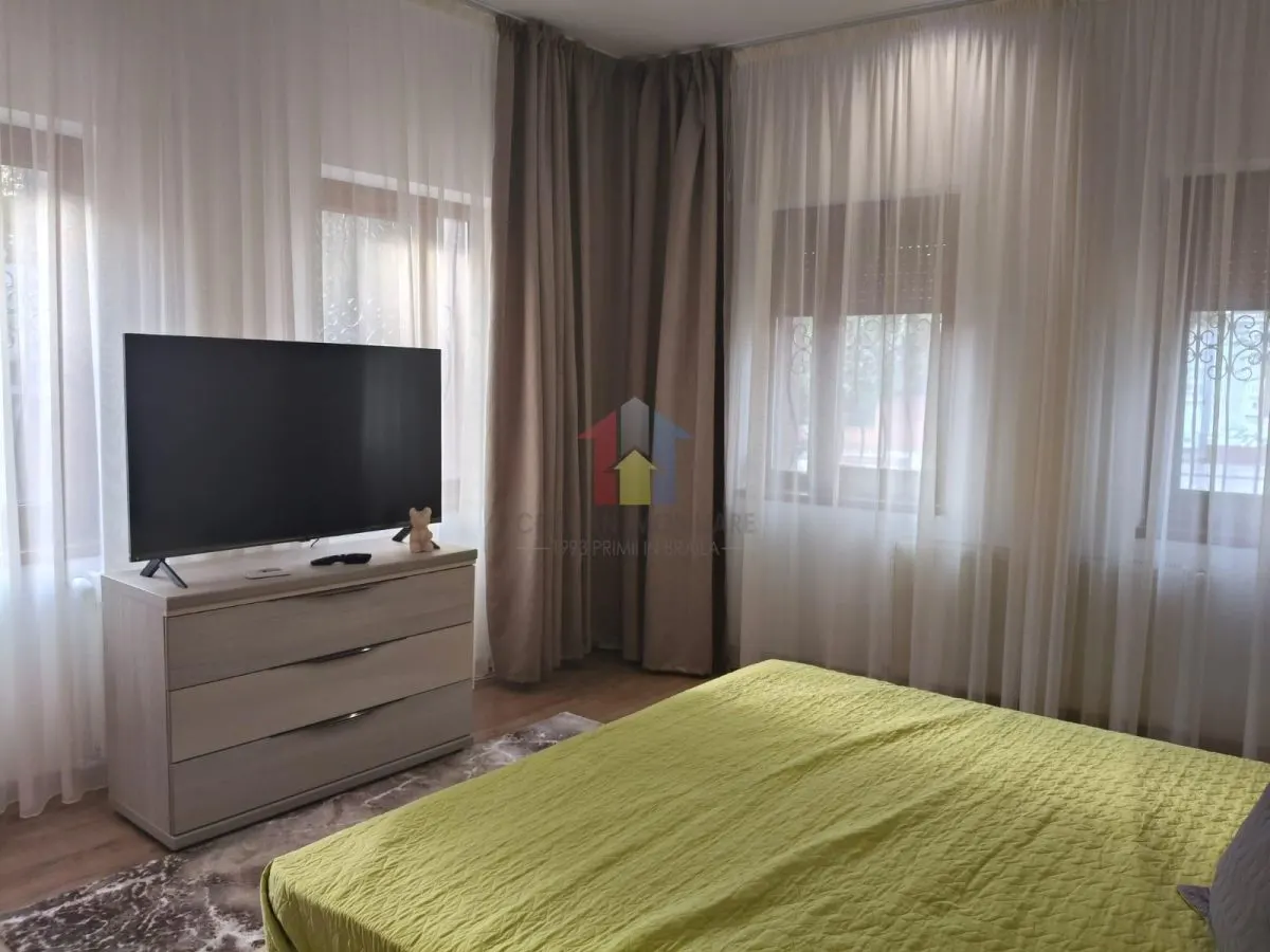 zona Gradinii Publice Casa pretabila pentru 2 familii 150mp utili cu 300mp teren - foto 10