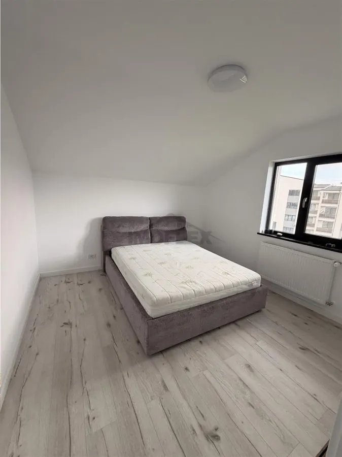 Apartament de vanzare - La Stejari - mobilat partial - foto 7