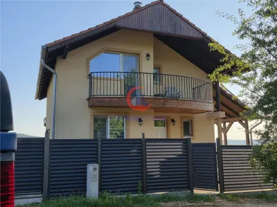 De Vanzare Vila Barajul Lacul Surduc - Fardea