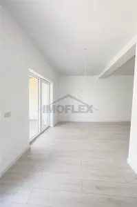 Casa modera cu 3 dormitoare - foto 4