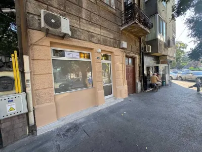 Spațiu comercial stradal de închiriat – Foisorul de Foc, Bd. Pache Protopopescu Vad comercial excelent - Bucuresti