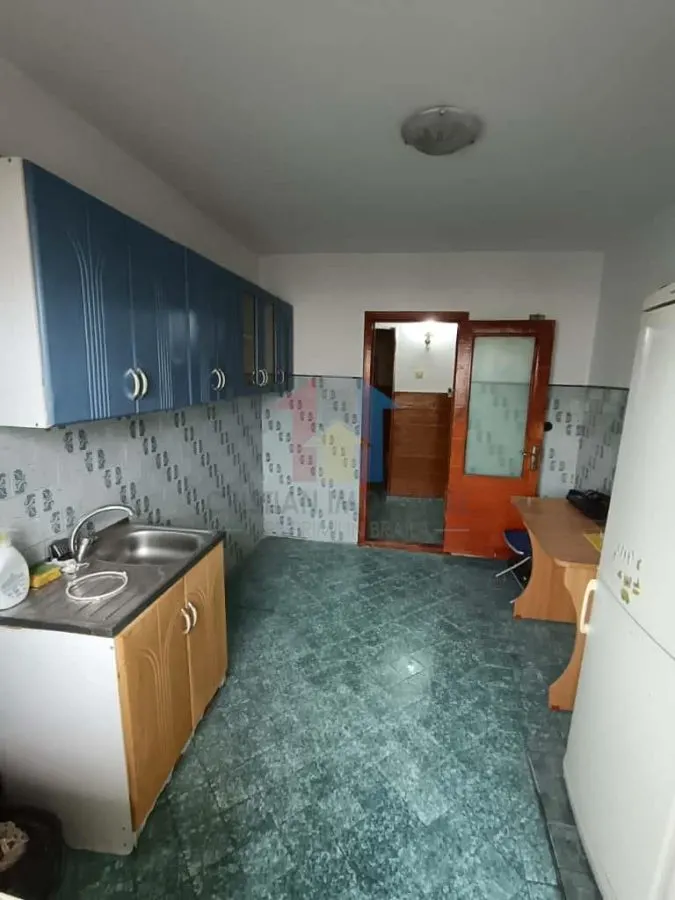 Apartament 2 cam Confort 1 Decomandat Etaj 3 , Radu Negru - foto 6
