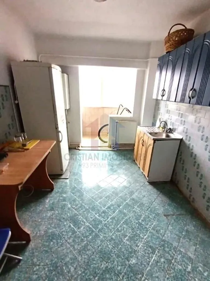 Apartament 2 cam Confort 1 Decomandat Etaj 3 , Radu Negru - foto 7