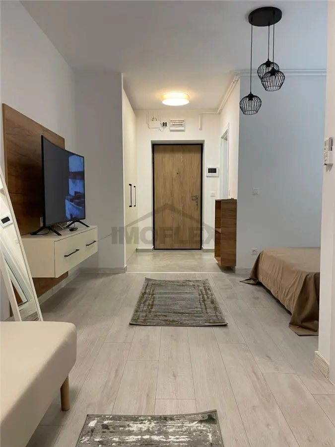 Garsoniera | Hils Brauner | Metrou - foto 1