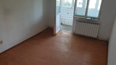 2 camere etaj 2, Hipodrom - Microhala, Disponibil Imediat - Braila