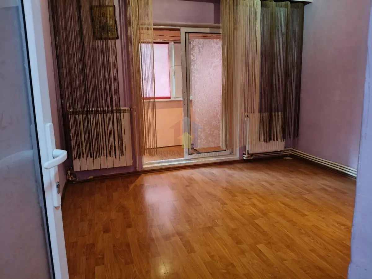 Ap 2 cam, conf 1, Buzaului Parter cu balcon, LIBER - foto 3