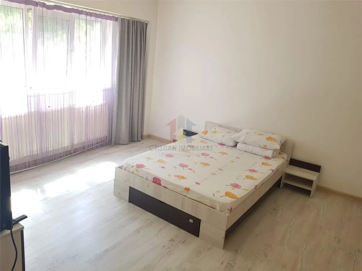 Vezi Video! 1 camera, Mobilat si Utilat, 40 mp, Buzaului - foto 1