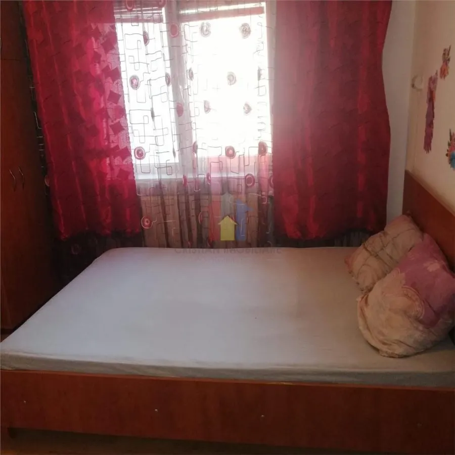 2 camere, etaj superior in bloc cu lift, Mobilat si Utilat - Viziru 3 - foto 4