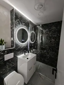 Vand garsoniera Tractoru,renovata lux,69500 Euro - foto 4