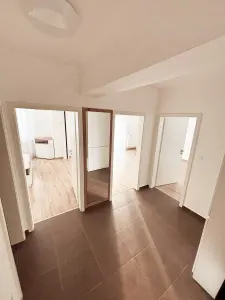 2 CAMERE BLOC NOU AVANTGARDEN BARTOLOMEU - Brasov