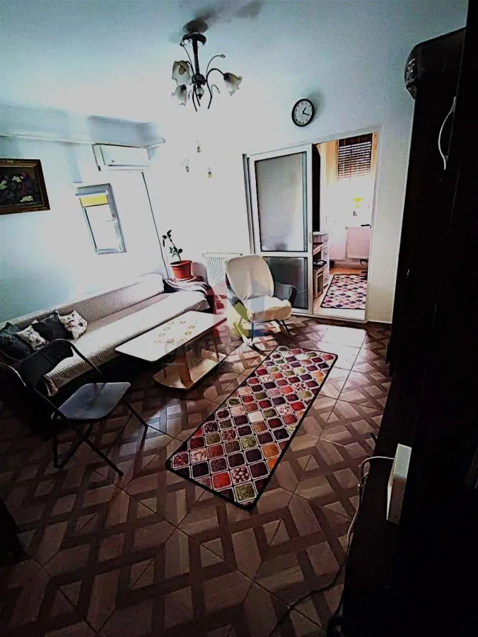 Hipodrom,Garsoniera  mobilata si utilata, etaj 2, renovata - foto 1