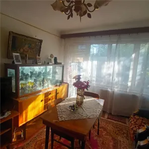 Ap. 2 camere, conf 1, Hristo Botev , et 3 - Braila