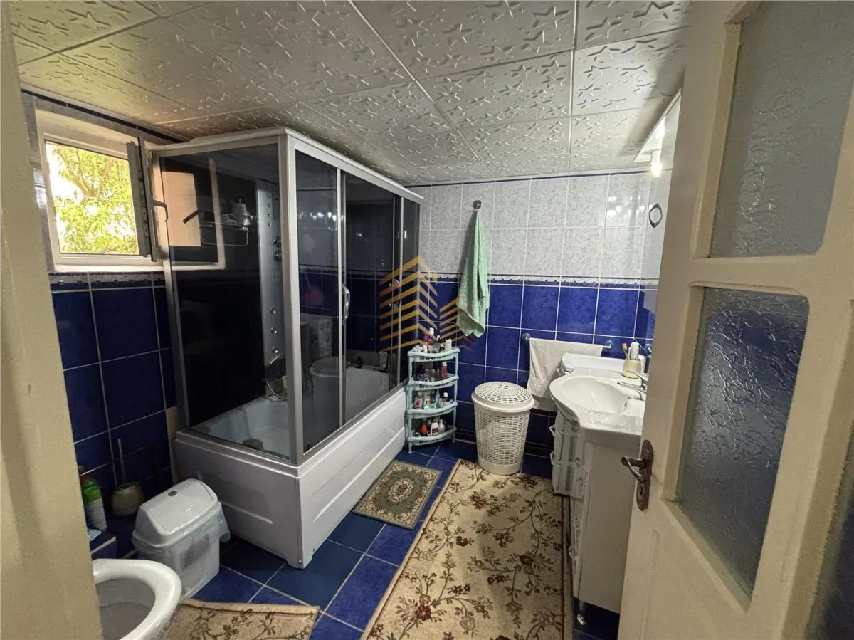 CASA ÎN LECHINTA - foto 11