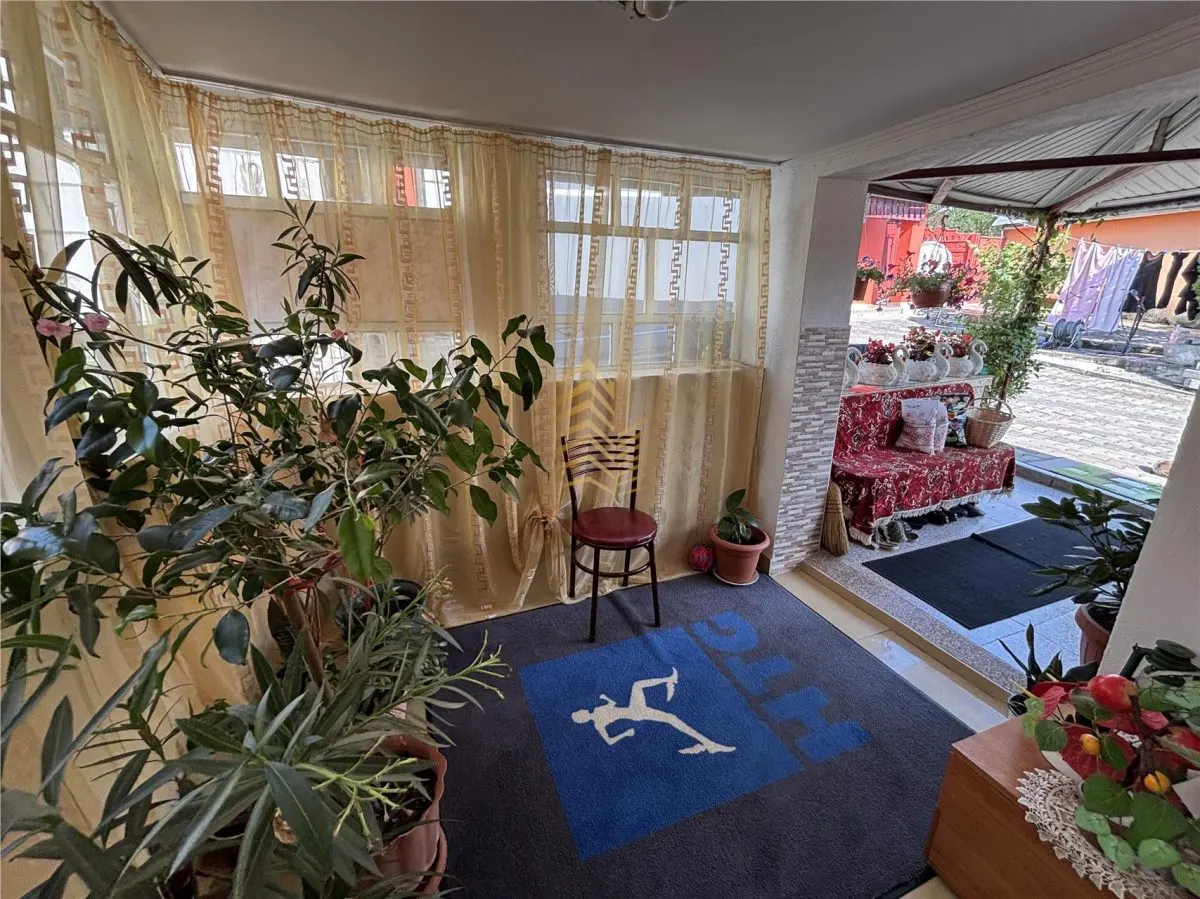 CASA + ANEXE GOSPODĂREȘTI+ GRĂDINA - foto 25